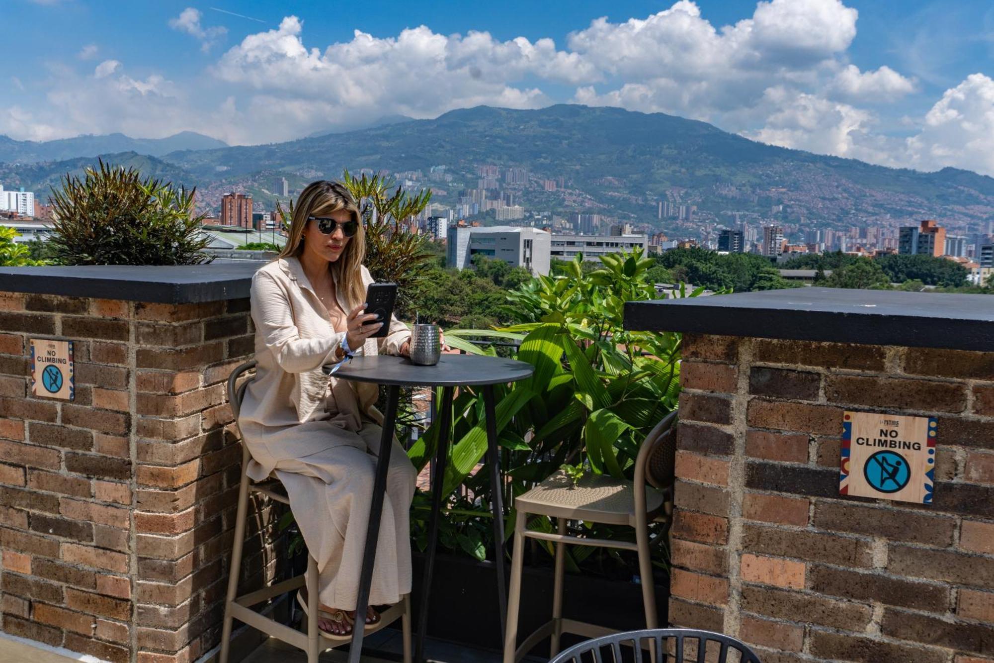 Los Patios Cool Living Medellin Luaran gambar